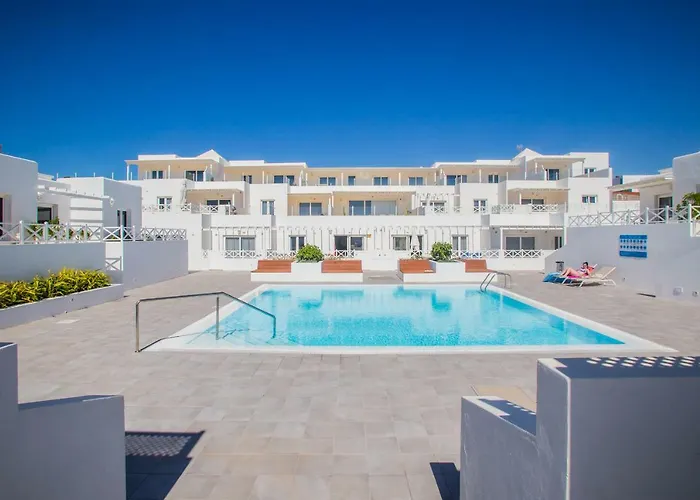 Flower Beach Suite 23